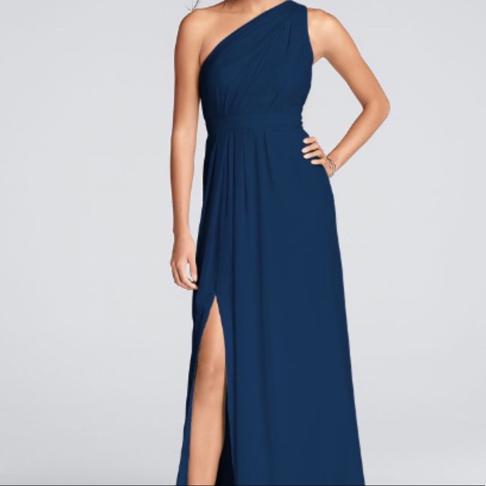 Long , one- shoulder , Crinkle Chiffon Gown